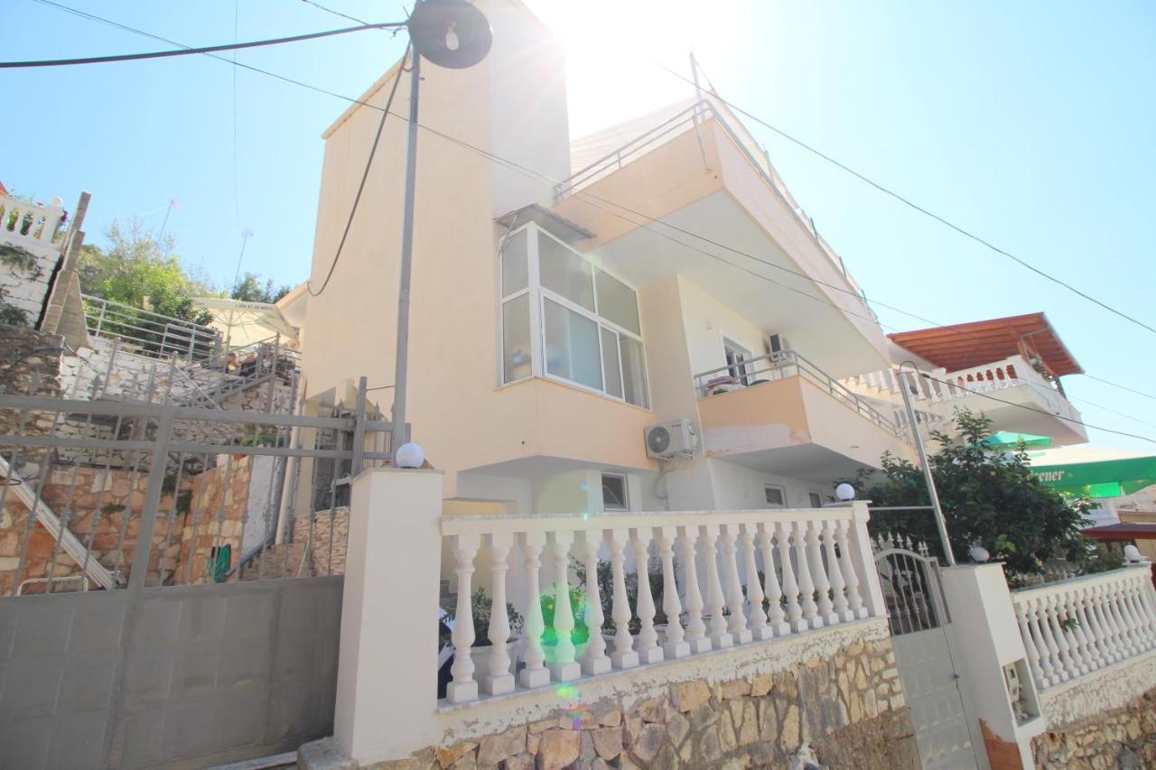 Lengu Holidays Houses Sarandë Exterior foto