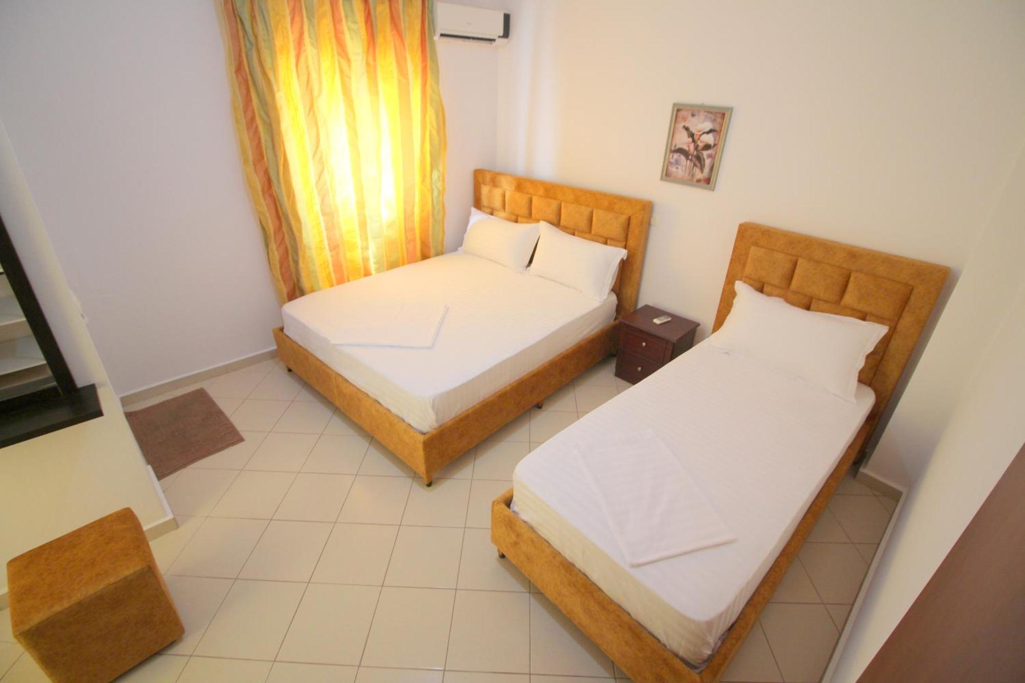Lengu Holidays Houses Sarandë Exterior foto