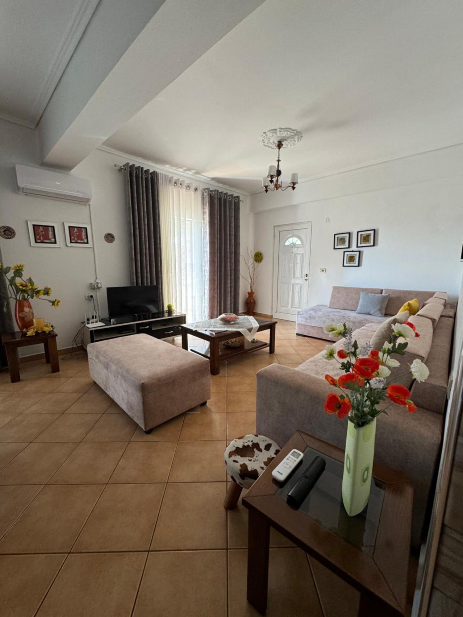 Lengu Holidays Houses Sarandë Exterior foto