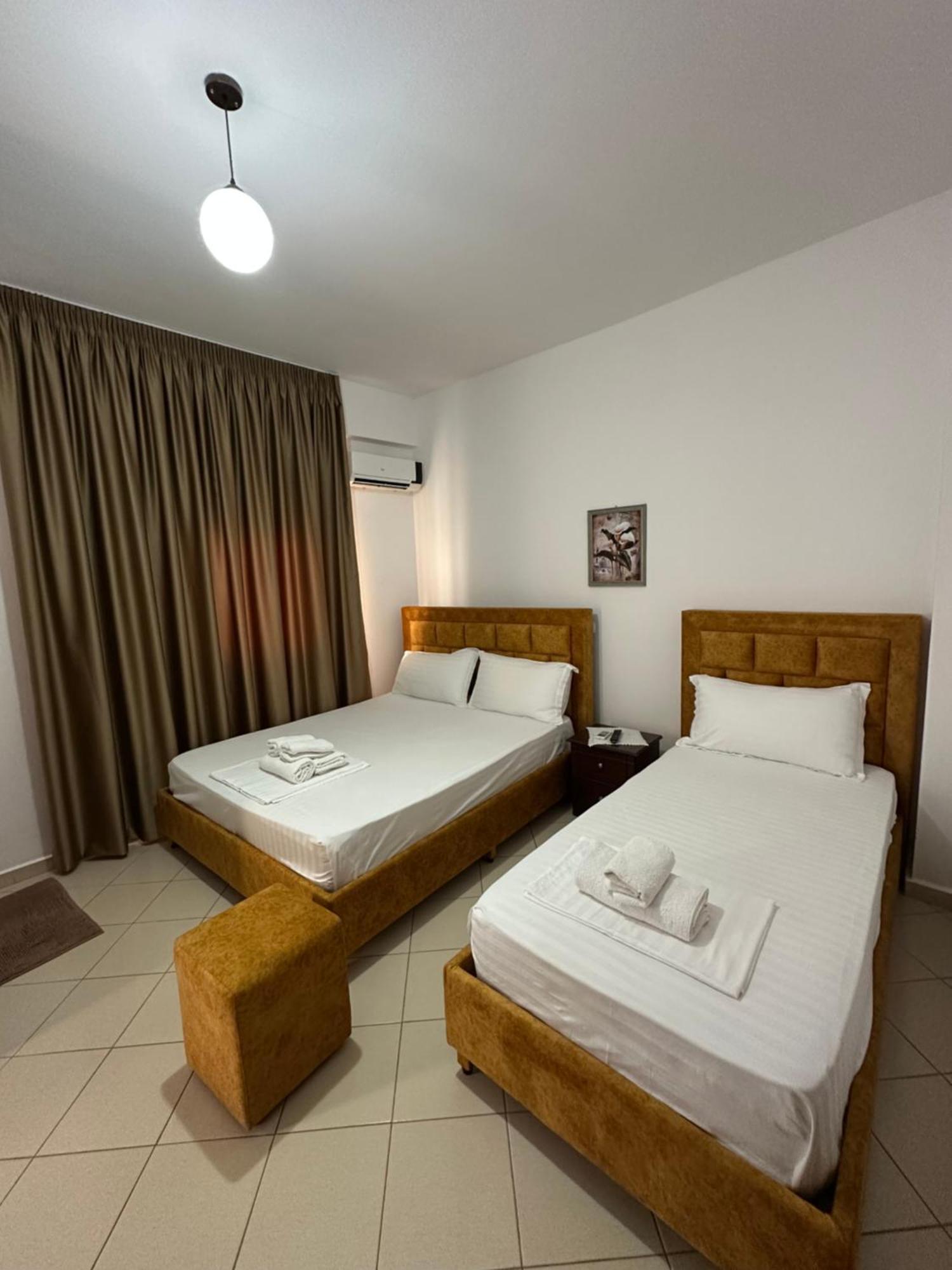 Lengu Holidays Houses Sarandë Exterior foto