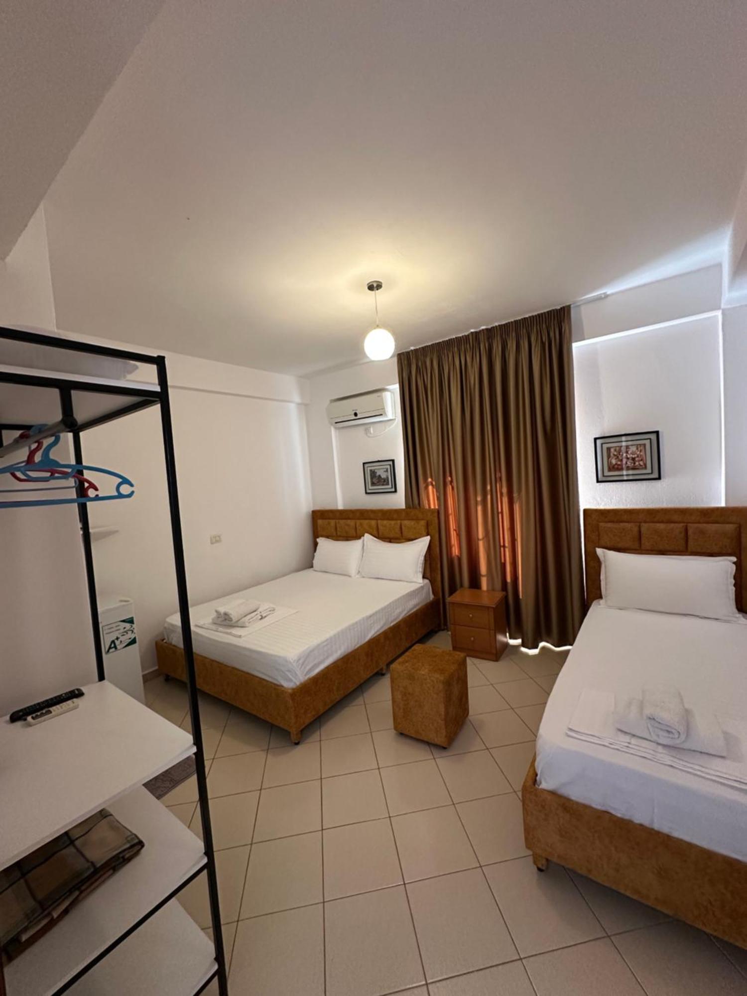 Lengu Holidays Houses Sarandë Exterior foto